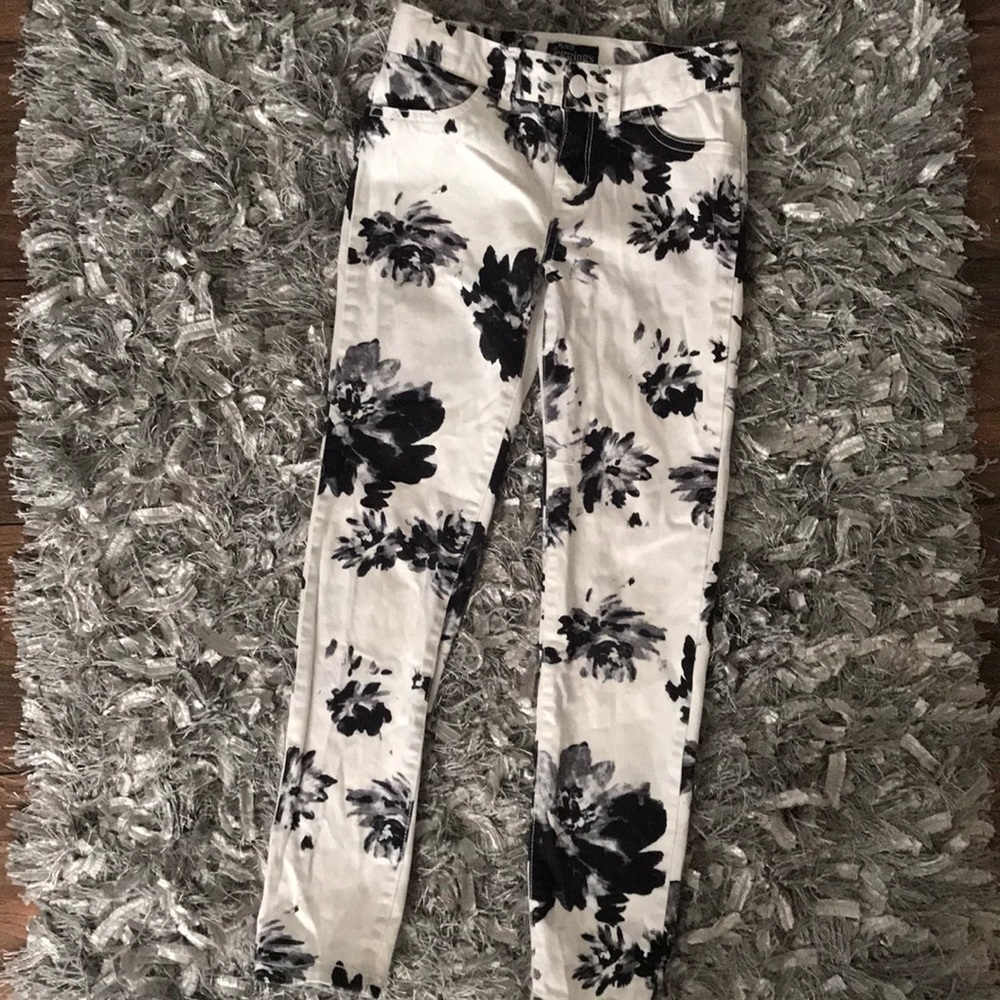 Girls Floral Jeggings